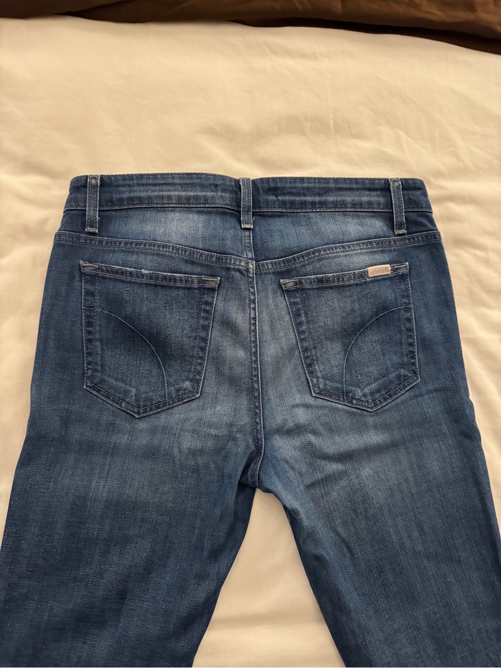Joe's Jeans Women's Skinny Stretch Denim in Deep Blue Wash - Picture 3 of 4